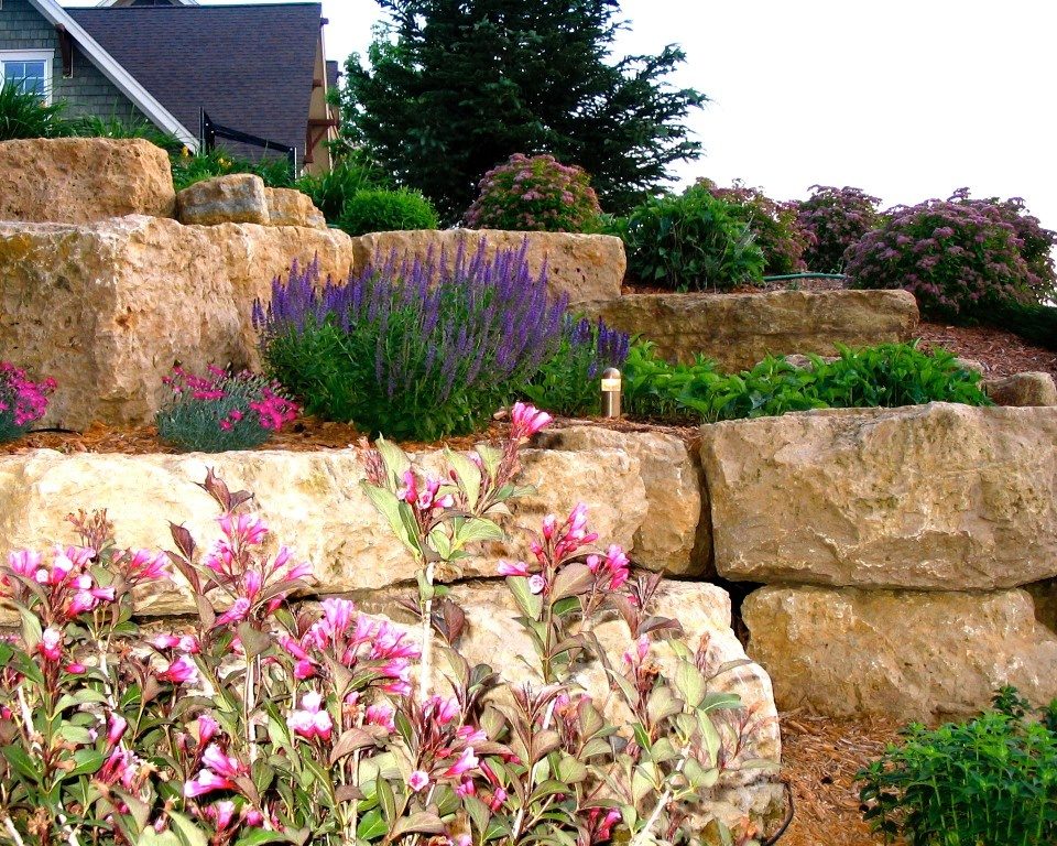 Planting for Pollinators: Butterflies and Bees Abound Planting for Pollinators: Butterflies and Bees Abound